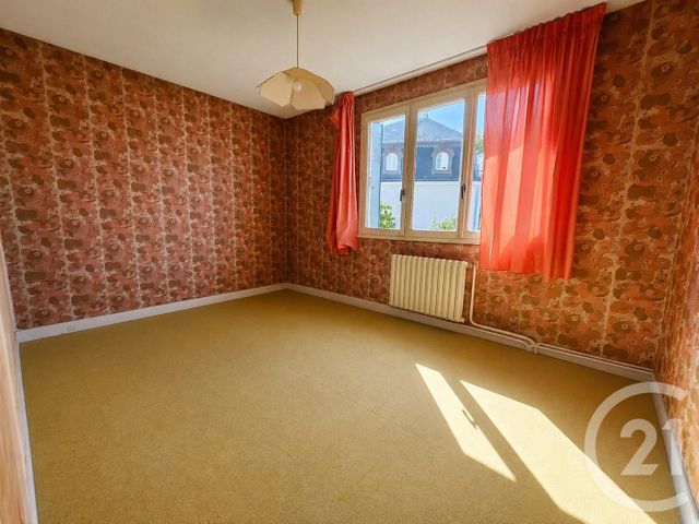 maison à vendre - 7 pièces - 146.39 m2 - ST MAUR DES FOSSES - 94 - ILE-DE-FRANCE - Century 21 Immo Bac