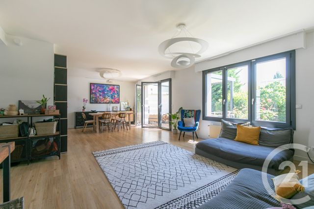 maison à vendre - 7 pièces - 130.93 m2 - ST MAUR DES FOSSES - 94 - ILE-DE-FRANCE - Century 21 Immo Bac