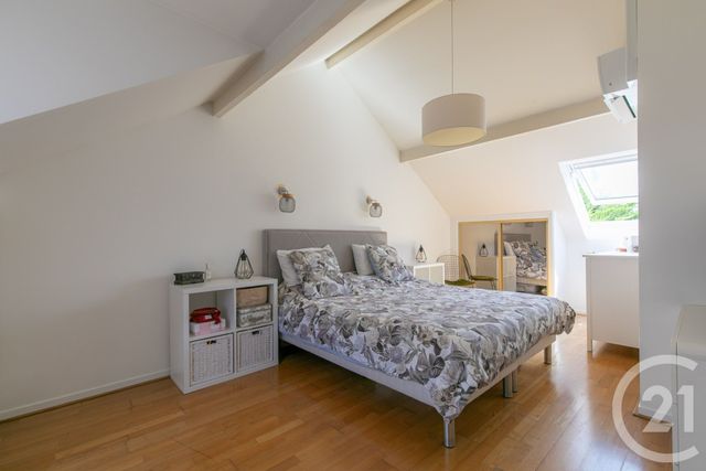 maison à vendre - 7 pièces - 130.93 m2 - ST MAUR DES FOSSES - 94 - ILE-DE-FRANCE - Century 21 Immo Bac