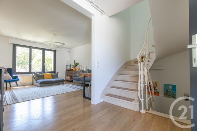maison à vendre - 7 pièces - 130.93 m2 - ST MAUR DES FOSSES - 94 - ILE-DE-FRANCE - Century 21 Immo Bac
