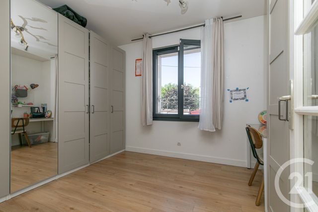 maison à vendre - 7 pièces - 130.93 m2 - ST MAUR DES FOSSES - 94 - ILE-DE-FRANCE - Century 21 Immo Bac