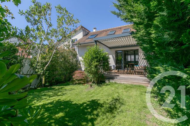 maison à vendre - 7 pièces - 130.93 m2 - ST MAUR DES FOSSES - 94 - ILE-DE-FRANCE - Century 21 Immo Bac