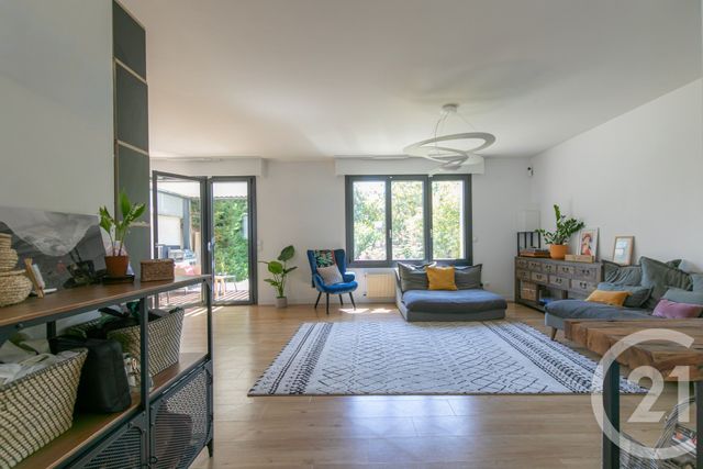 maison à vendre - 7 pièces - 130.93 m2 - ST MAUR DES FOSSES - 94 - ILE-DE-FRANCE - Century 21 Immo Bac