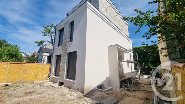 maison à vendre - 7 pièces - 147.26 m2 - LA VARENNE ST HILAIRE - 94 - ILE-DE-FRANCE - Century 21 Immo Bac