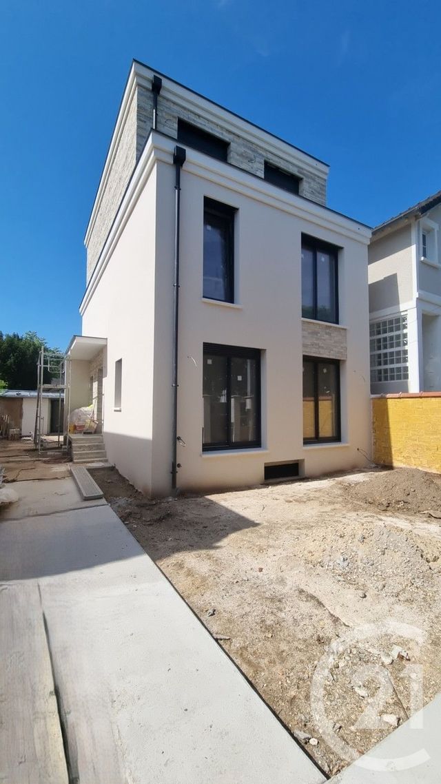 maison à vendre - 7 pièces - 147.26 m2 - LA VARENNE ST HILAIRE - 94 - ILE-DE-FRANCE - Century 21 Immo Bac