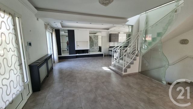 maison à vendre - 8 pièces - 192.42 m2 - LA VARENNE ST HILAIRE - 94 - ILE-DE-FRANCE - Century 21 Immo Bac