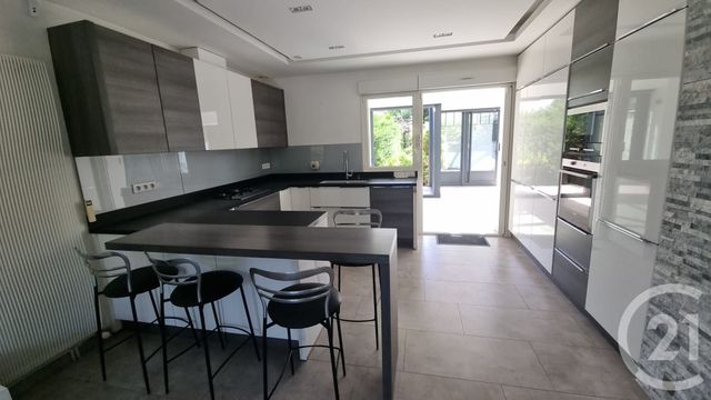 maison à vendre - 8 pièces - 192.42 m2 - LA VARENNE ST HILAIRE - 94 - ILE-DE-FRANCE - Century 21 Immo Bac