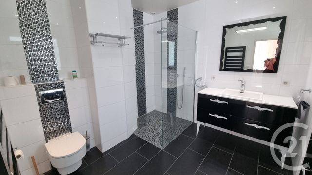 maison à vendre - 8 pièces - 192.42 m2 - LA VARENNE ST HILAIRE - 94 - ILE-DE-FRANCE - Century 21 Immo Bac