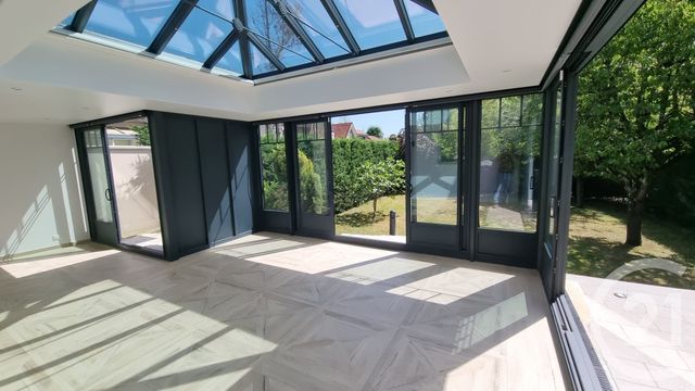 maison à vendre - 8 pièces - 192.42 m2 - LA VARENNE ST HILAIRE - 94 - ILE-DE-FRANCE - Century 21 Immo Bac