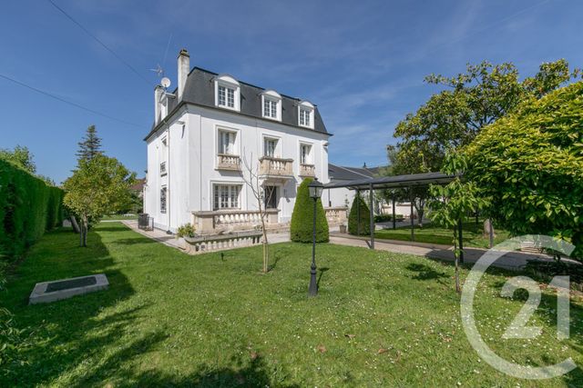 maison à vendre - 8 pièces - 301.54 m2 - ST MAUR DES FOSSES - 94 - ILE-DE-FRANCE - Century 21 Immo Bac