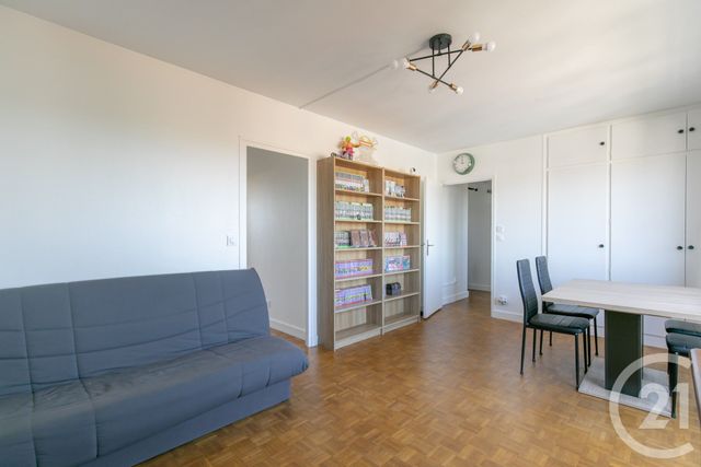 Appartement F2 à vendre - 2 pièces - 46.04 m2 - ST MAUR DES FOSSES - 94 - ILE-DE-FRANCE - Century 21 Immo Bac