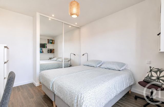 Appartement F3 à vendre - 3 pièces - 66.8 m2 - ST MAUR DES FOSSES - 94 - ILE-DE-FRANCE - Century 21 Immo Bac
