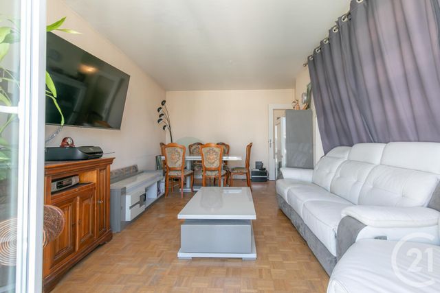 Appartement F3 à vendre - 3 pièces - 72.34 m2 - ST MAUR DES FOSSES - 94 - ILE-DE-FRANCE - Century 21 Immo Bac