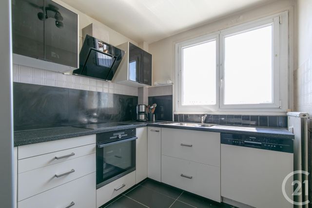 Appartement F3 à vendre - 3 pièces - 72.34 m2 - ST MAUR DES FOSSES - 94 - ILE-DE-FRANCE - Century 21 Immo Bac