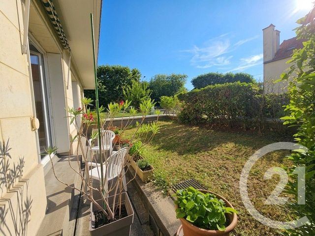 Appartement F2 à vendre - 2 pièces - 39.67 m2 - LA VARENNE ST HILAIRE - 94 - ILE-DE-FRANCE - Century 21 Immo Bac