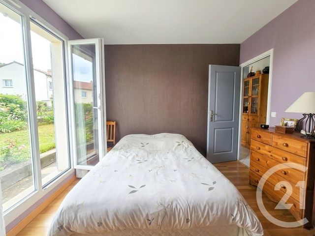 Appartement F2 à vendre - 2 pièces - 39.67 m2 - LA VARENNE ST HILAIRE - 94 - ILE-DE-FRANCE - Century 21 Immo Bac
