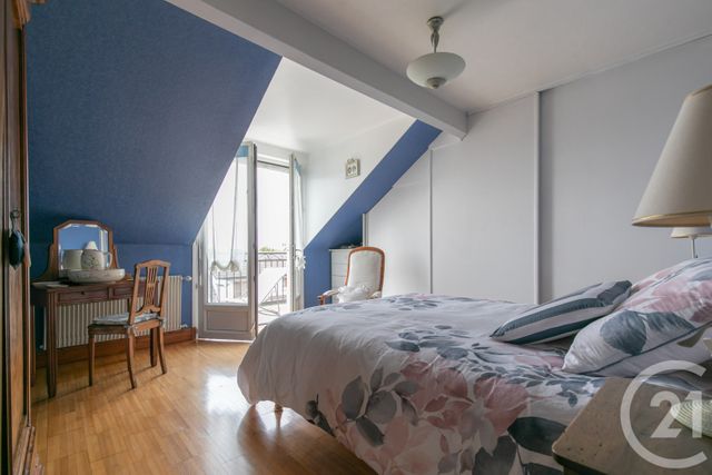 Appartement Duplex à vendre - 6 pièces - 104.63 m2 - CHENNEVIERES SUR MARNE - 94 - ILE-DE-FRANCE - Century 21 Immo Bac