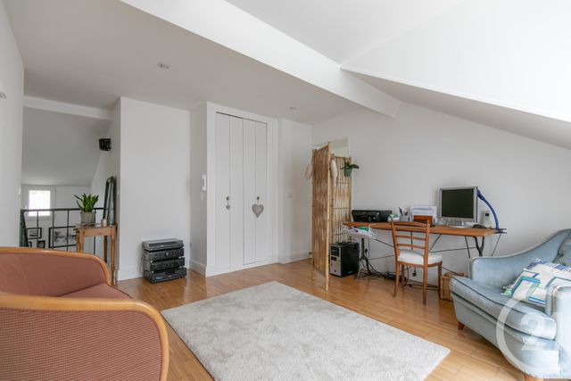 Appartement Duplex à vendre - 6 pièces - 104.63 m2 - CHENNEVIERES SUR MARNE - 94 - ILE-DE-FRANCE - Century 21 Immo Bac