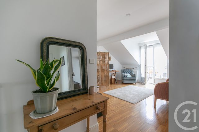 Appartement Duplex à vendre - 6 pièces - 104.63 m2 - CHENNEVIERES SUR MARNE - 94 - ILE-DE-FRANCE - Century 21 Immo Bac