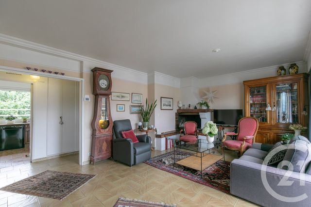 Appartement Duplex à vendre - 6 pièces - 104.63 m2 - CHENNEVIERES SUR MARNE - 94 - ILE-DE-FRANCE - Century 21 Immo Bac