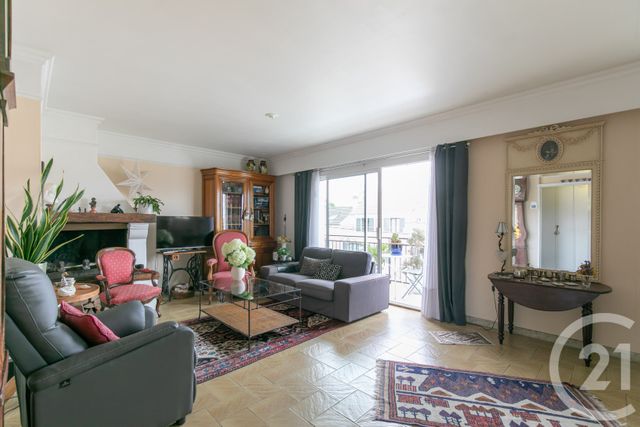 Appartement Duplex à vendre - 6 pièces - 104.63 m2 - CHENNEVIERES SUR MARNE - 94 - ILE-DE-FRANCE - Century 21 Immo Bac