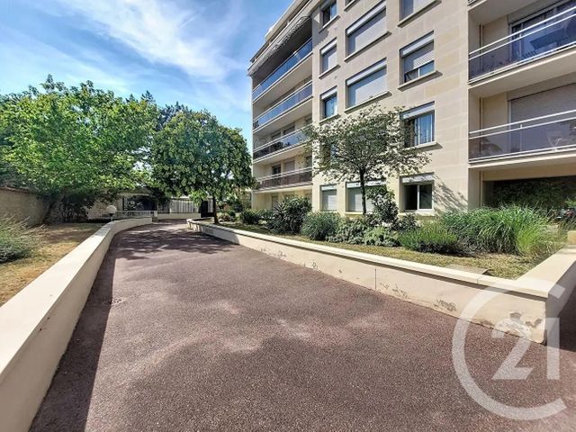Appartement F4 à vendre - 4 pièces - 93.71 m2 - ST MAUR DES FOSSES - 94 - ILE-DE-FRANCE - Century 21 Immo Bac