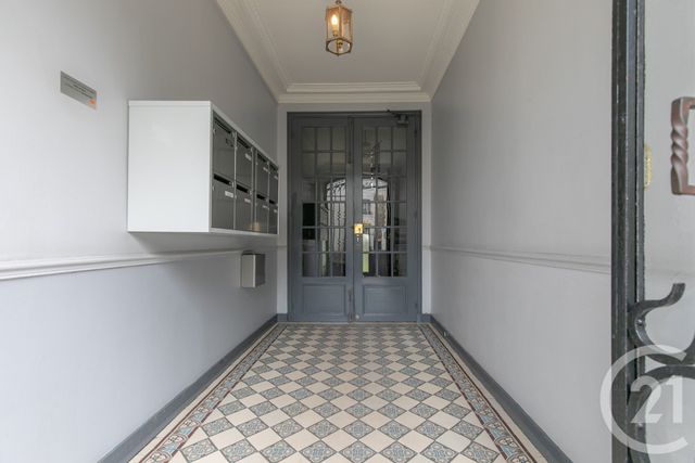 Appartement F5 à vendre - 5 pièces - 94.2 m2 - LA VARENNE ST HILAIRE - 94 - ILE-DE-FRANCE - Century 21 Immo Bac