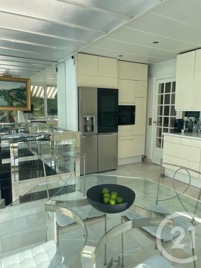 maison à louer - 5 pièces - 233.28 m2 - CHENNEVIERES SUR MARNE - 94 - ILE-DE-FRANCE - Century 21 Immo Bac