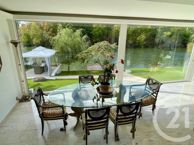 maison à louer - 5 pièces - 233.28 m2 - CHENNEVIERES SUR MARNE - 94 - ILE-DE-FRANCE - Century 21 Immo Bac