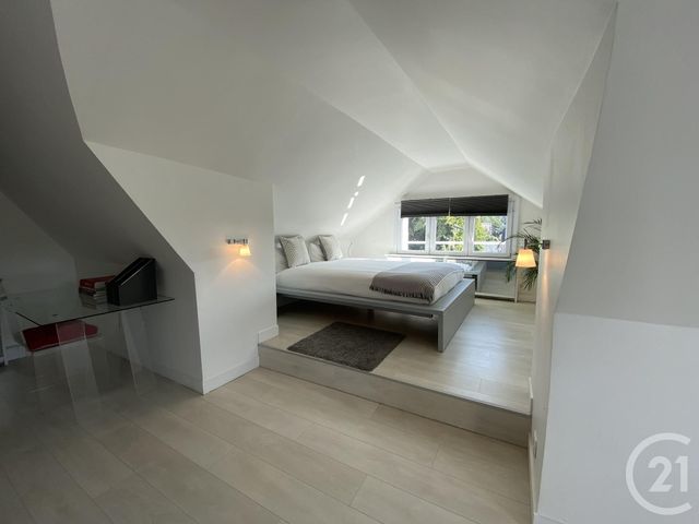maison à louer - 5 pièces - 233.28 m2 - CHENNEVIERES SUR MARNE - 94 - ILE-DE-FRANCE - Century 21 Immo Bac