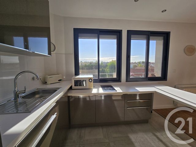 Appartement F2 à vendre - 2 pièces - 44.87 m2 - ST MAUR DES FOSSES - 94 - ILE-DE-FRANCE - Century 21 Immo Bac