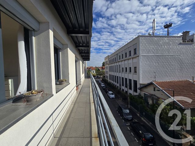 Appartement F2 à vendre - 2 pièces - 44.87 m2 - ST MAUR DES FOSSES - 94 - ILE-DE-FRANCE - Century 21 Immo Bac