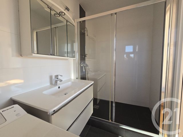 Appartement F2 à vendre - 2 pièces - 44.87 m2 - ST MAUR DES FOSSES - 94 - ILE-DE-FRANCE - Century 21 Immo Bac