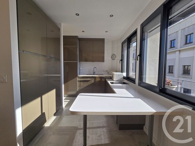 Appartement F2 à vendre - 2 pièces - 44.87 m2 - ST MAUR DES FOSSES - 94 - ILE-DE-FRANCE - Century 21 Immo Bac