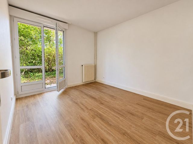 Appartement F2 à vendre - 2 pièces - 44.85 m2 - ST MAUR DES FOSSES - 94 - ILE-DE-FRANCE - Century 21 Immo Bac