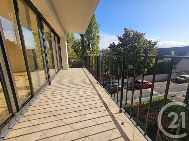 Appartement F3 à vendre - 3 pièces - 65.23 m2 - ST MAUR DES FOSSES - 94 - ILE-DE-FRANCE - Century 21 Immo Bac