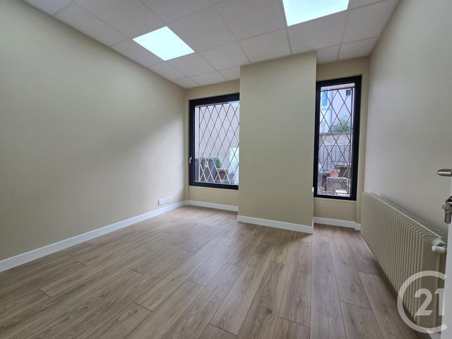 entreprise à vendre - 84.6 m2 - ST MAUR DES FOSSES - 94 - ILE-DE-FRANCE - Century 21 Immo Bac