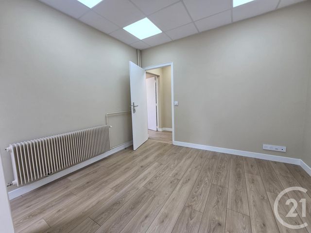 entreprise à vendre - 84.6 m2 - ST MAUR DES FOSSES - 94 - ILE-DE-FRANCE - Century 21 Immo Bac