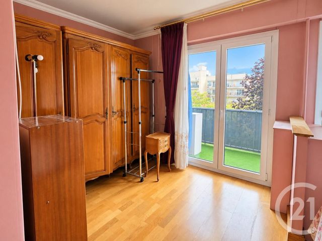 Appartement F4 à vendre - 4 pièces - 75.43 m2 - ST MAUR DES FOSSES - 94 - ILE-DE-FRANCE - Century 21 Immo Bac