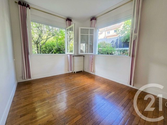 maison à vendre - 7 pièces - 143.59 m2 - CHENNEVIERES SUR MARNE - 94 - ILE-DE-FRANCE - Century 21 Immo Bac