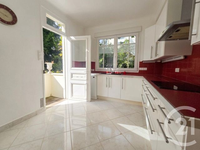 maison à vendre - 7 pièces - 143.59 m2 - CHENNEVIERES SUR MARNE - 94 - ILE-DE-FRANCE - Century 21 Immo Bac