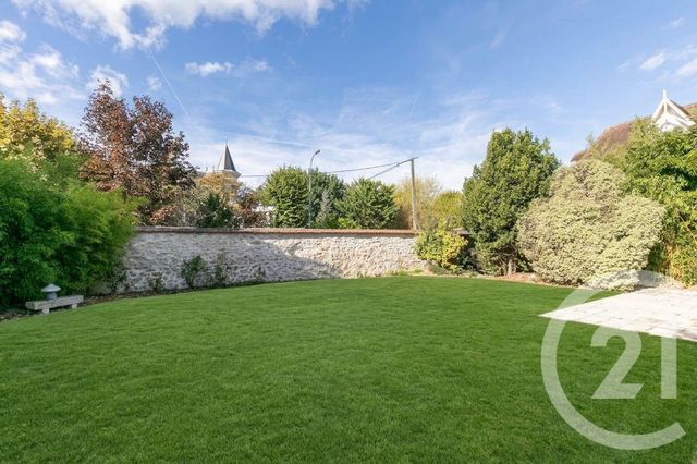 maison à vendre - 8 pièces - 185.95 m2 - ST MAUR DES FOSSES - 94 - ILE-DE-FRANCE - Century 21 Immo Bac