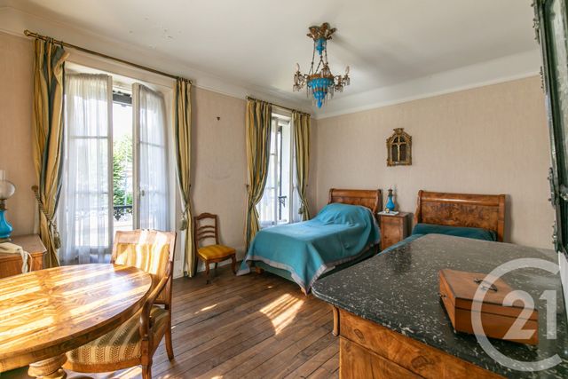 maison à vendre - 8 pièces - 185.95 m2 - ST MAUR DES FOSSES - 94 - ILE-DE-FRANCE - Century 21 Immo Bac