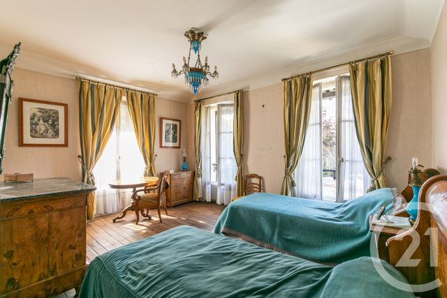maison à vendre - 8 pièces - 185.95 m2 - ST MAUR DES FOSSES - 94 - ILE-DE-FRANCE - Century 21 Immo Bac