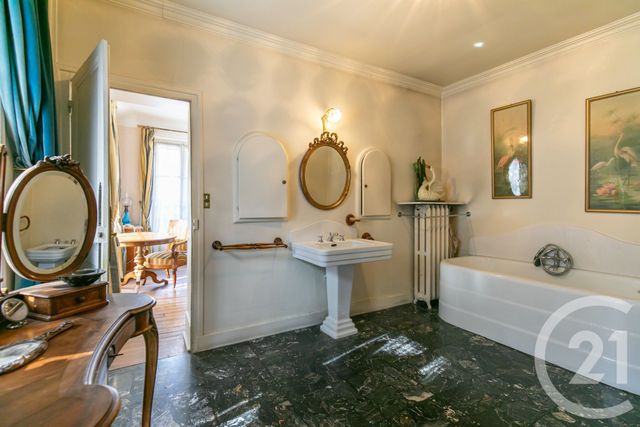 maison à vendre - 8 pièces - 185.95 m2 - ST MAUR DES FOSSES - 94 - ILE-DE-FRANCE - Century 21 Immo Bac
