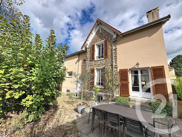 Maison à vendre LA VARENNE ST HILAIRE