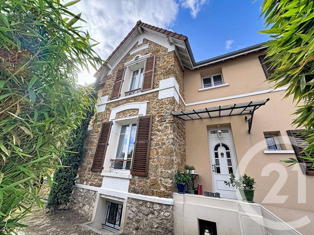 maison à vendre - 7 pièces - 166.78 m2 - LA VARENNE ST HILAIRE - 94 - ILE-DE-FRANCE - Century 21 Immo Bac