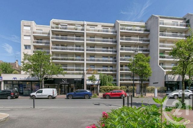 Appartement F2 à vendre ST MAUR DES FOSSES