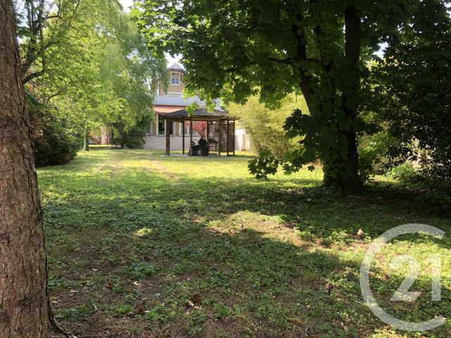 Maison à vendre LA VARENNE ST HILAIRE