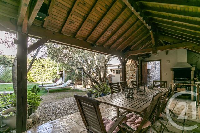maison à vendre - 6 pièces - 173.35 m2 - ST MAUR DES FOSSES - 94 - ILE-DE-FRANCE - Century 21 Immo Bac